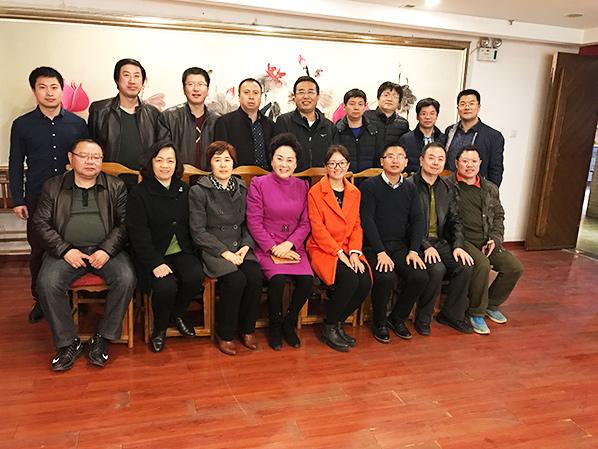 聯(lián)合無(wú)錫正大公司舉辦的行業(yè)技術(shù)交流會(huì)合影